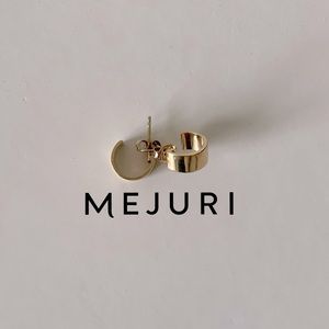 Mejuri Daily Mini Hoops